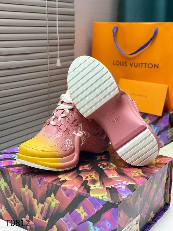 LV Women's Shoes 705